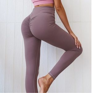 Astoria Luxe Scrunch Legging in Sand Purple